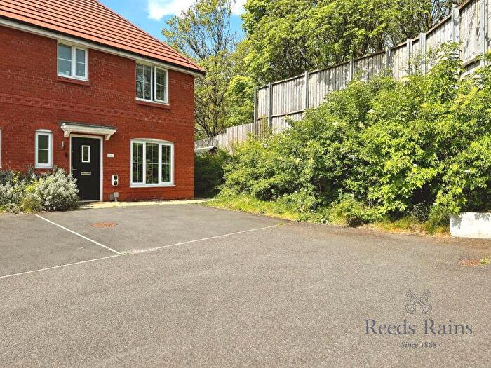 3 Bedroom Semi-Detached House To Rent In Loom Crescent, Bamber Bridge, Preston, Lancashire, PR5