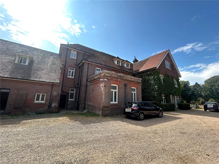 1 Bedroom Apartment To Rent In Druids Lodge, Salisbury, Wiltshire, SP3
