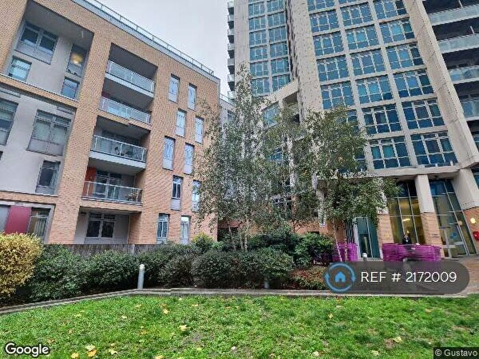 2 Bedroom Flat To Rent In Iona Tower, London, E14
