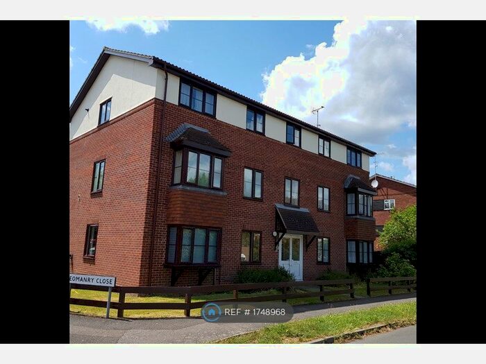 1 Bedroom Flat To Rent In Firle Court, Epsom, KT17