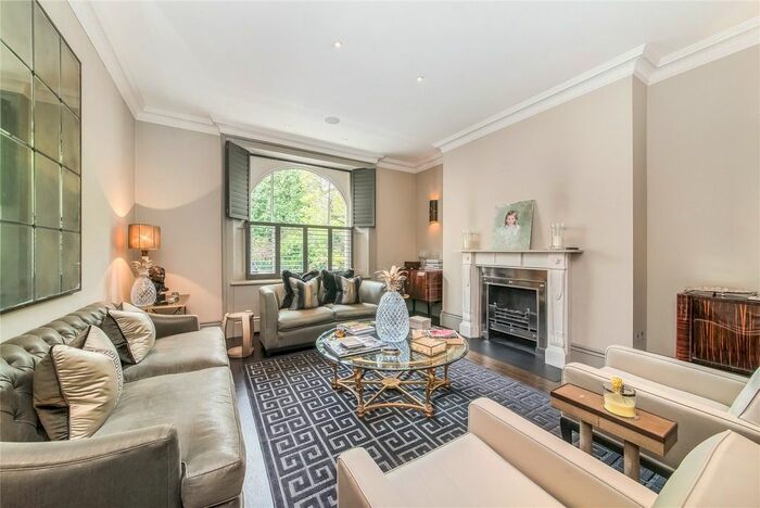 4 Bedroom Flat To Rent In Eaton Square, Belgravia, London, SW1W