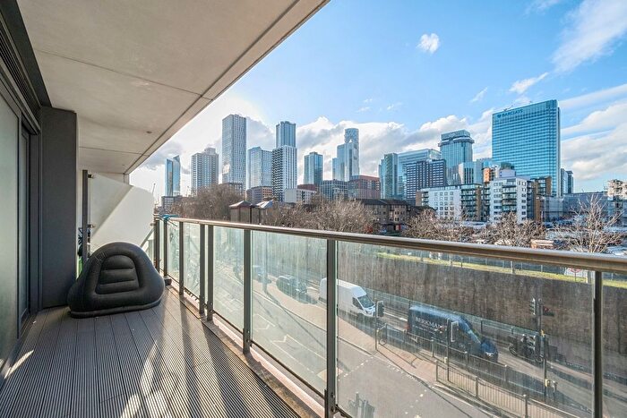 1 Bedroom Flat For Sale In Yabsley Street, London, E14