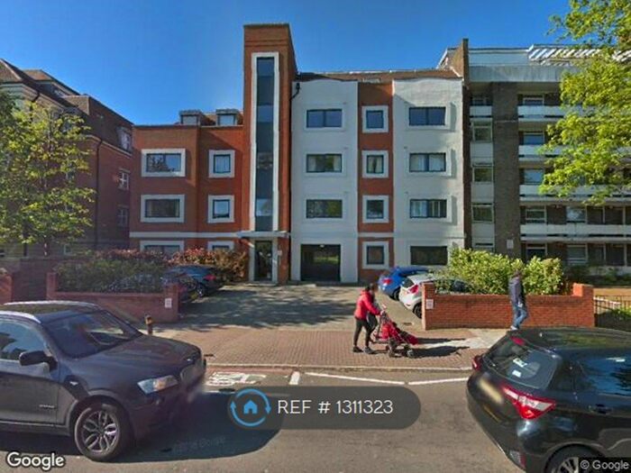 Studio To Rent In Cheval Court, Putney SW15