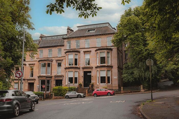 2 Bedroom Flat For Sale In Huntly Gardens, Dowanhill, G12