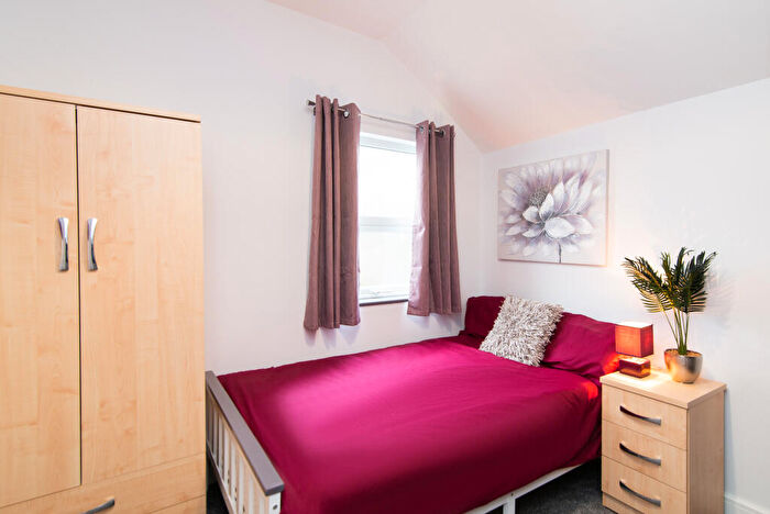 1 Bedroom House Of Multiple Occupation To Rent In Room, Hall Street, Derby, Derby City, DE24