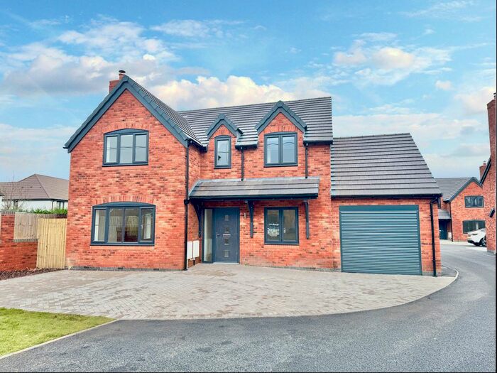 4 Bedroom Detached House For Sale In Wellington Road, Muxton, Telford, TF2