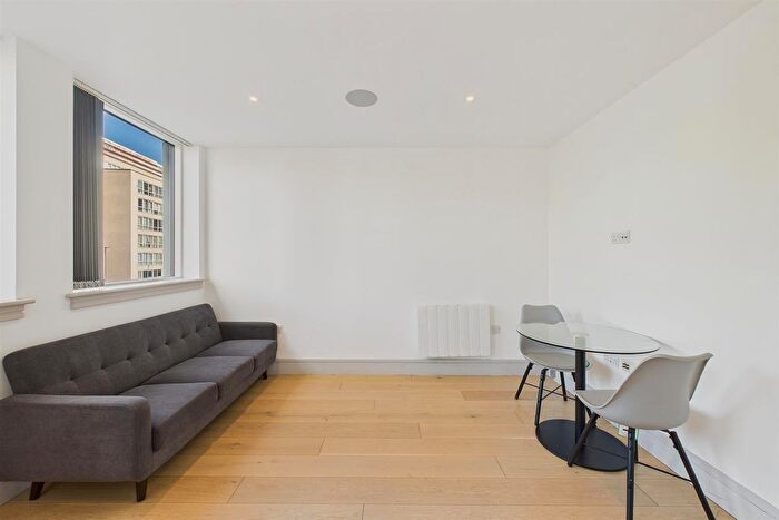 Studio To Rent In Mercantile House, Uxbridge, UB8