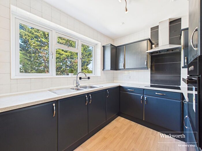 2 Bedroom Maisonette For Sale In Robin Grove, Harrow, Middlesex, HA3