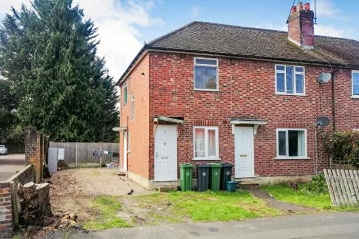 2 Bedroom Flat To Rent In Oakfields, Alexandra Avenue, Camberley, GU15