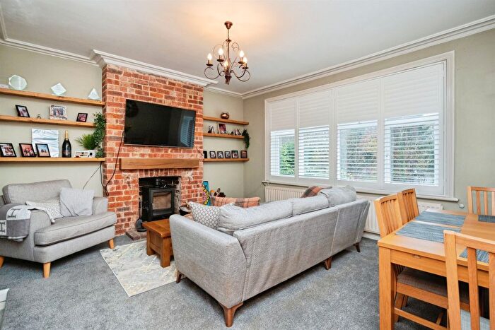 1 Bedroom Flat For Sale In Sandhurst Road, Tunbridge Wells, TN2