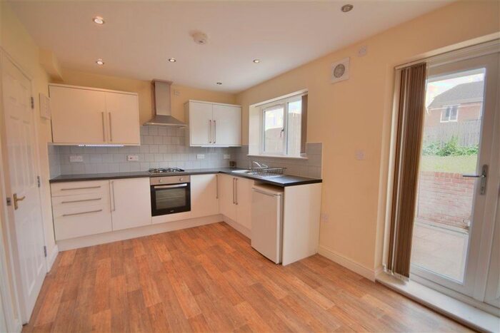 3 Bedroom Semi-Detached House To Rent In Monkhill Lane, Pontefract, WF8