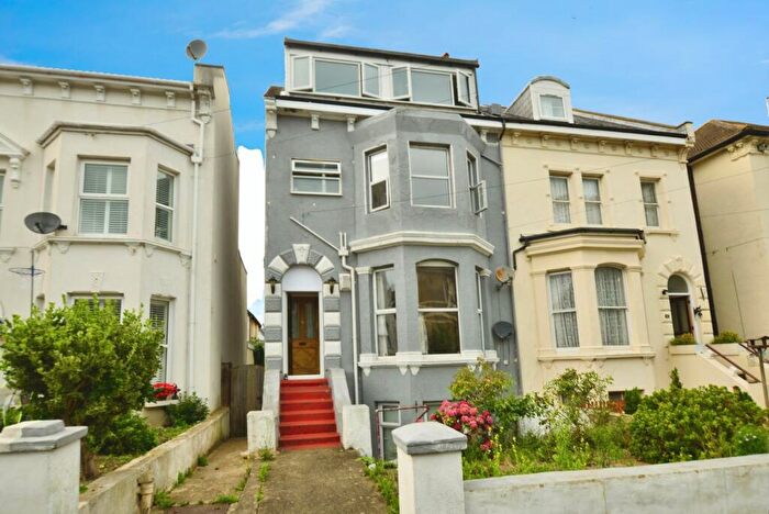 7 Bedroom Semi-Detached House For Sale In Coolinge Road, Folkestone, Kent, CT20