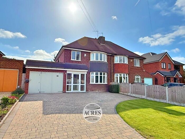 3 Bedroom Semi Detached House For Sale In Wood Lane, Streetly, Sutton Coldfield, B74