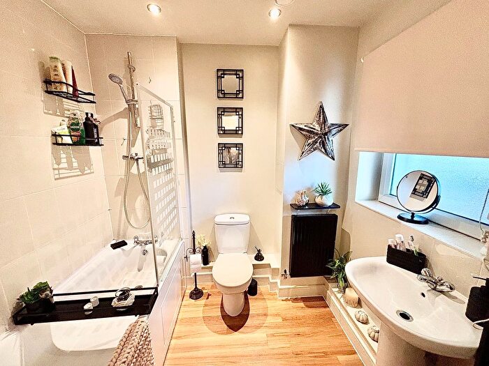1 Bedroom Flat To Rent In Maxwell Road, Romford, RM7