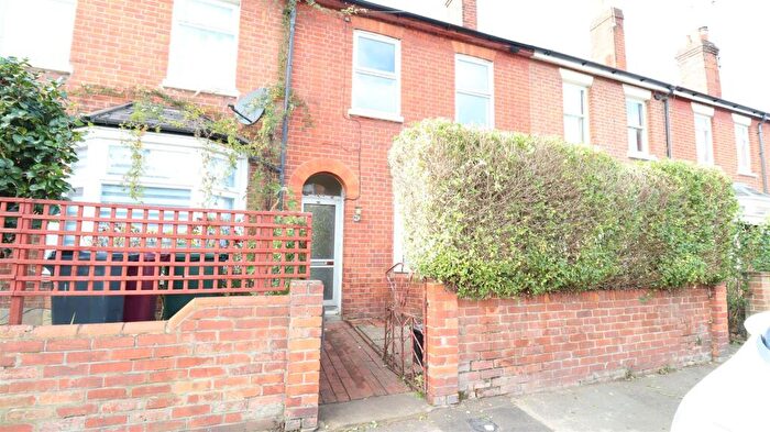 1 Bedroom Flat To Rent In Wilson Road, Reading, Berkshire, RG30