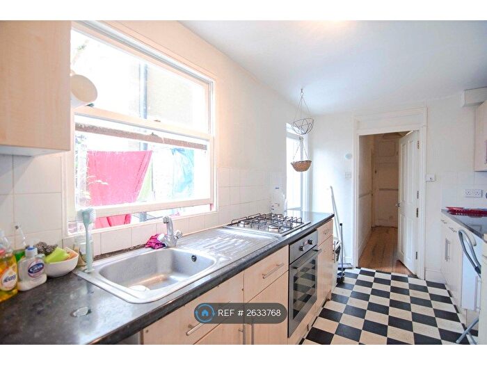 5 Bedroom Terraced House To Rent In Cassidy Road, London, SW6