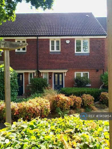 3 Bedroom Terraced House To Rent In Aldermere Avenue, Cheshunt, Waltham Cross, EN8