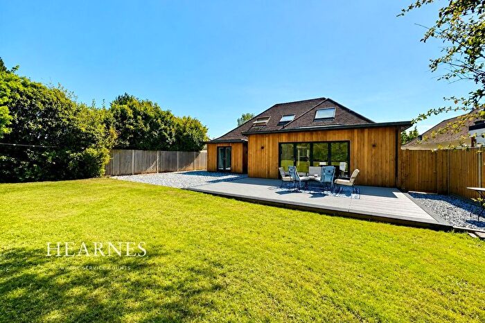 4 Bedroom Chalet For Sale In Dulsie Road, Talbot Woods, Bournemouth, BH3