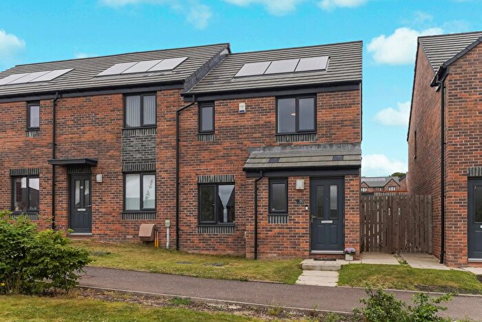3 Bedroom End Of Terrace House For Sale In Carter Drive, Edinburgh, EH17