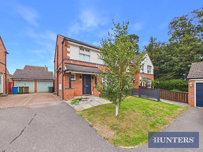 3 Bedroom Detached House For Sale In Badminton Close, Bridlington, YO16