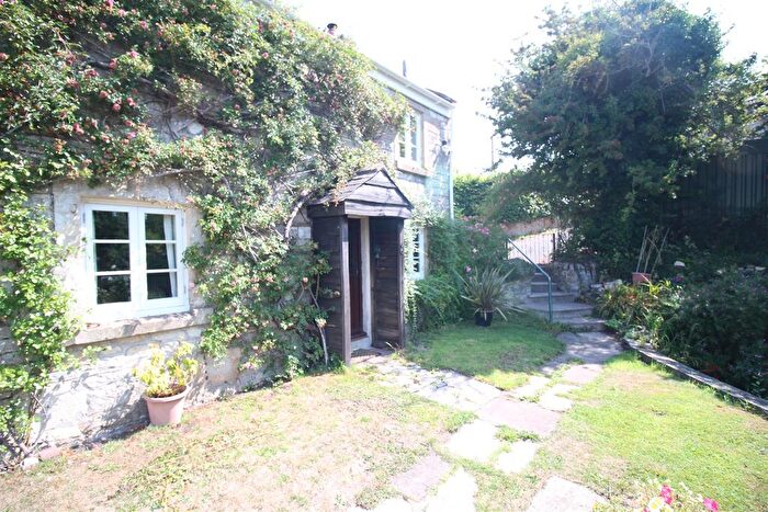 Semi-Detached House To Rent In Carlingcott, Bath, BA2