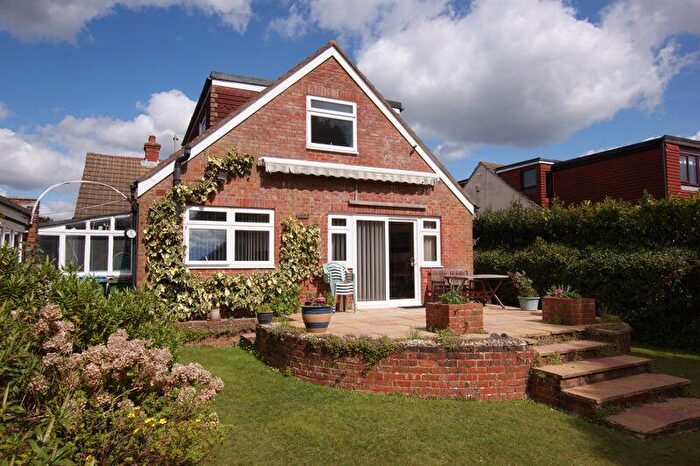 4 Bedroom Chalet For Sale In Portchester Road, Fareham, PO16
