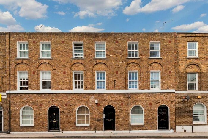 Studio To Rent In New North Road, London, N1