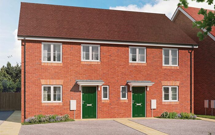 3 Bedroom Semi Detached House For Sale In Coventry Road, Bedworth, CV12