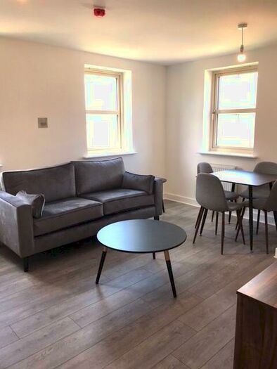 2 Bedroom Town House To Rent In Coltman Way, Leeds, West Yorkshire, LS14