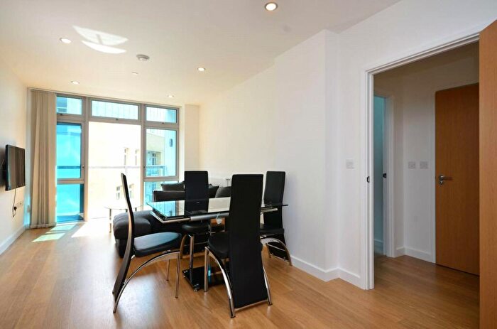 1 Bedroom Apartment To Rent In Iona Tower, Ross Way, London, E14