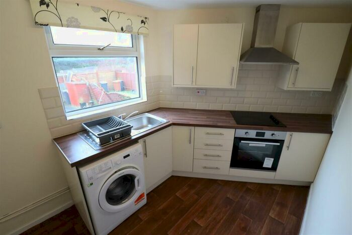 2 Bedroom Flat To Rent In Strutt Road, Burbage, Leicestershire, LE10