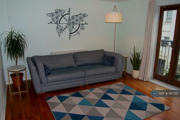 2 Bedroom Flat To Rent In Sunlight Square, London, E2