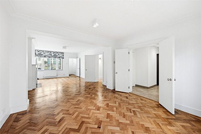 3 Bedroom Flat To Rent In Bryanston Mews West, London, W1H