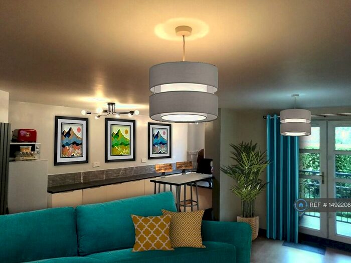 2 Bedroom Flat To Rent In The Riverine, Sowerby Bridge, HX6