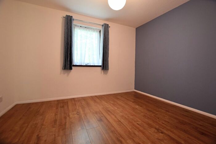 1 Bedroom Maisonette To Rent In Wimbledon Place, Bradwell Common, Milton Keynes, MK13