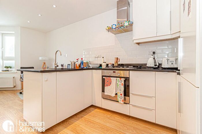 1 Bedroom Flat To Rent In Finchley Road, London, NW11