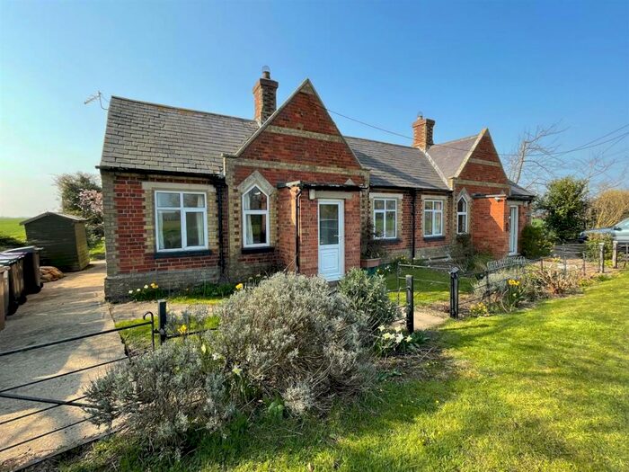 3 Bedroom Semi-Detached Bungalow For Sale In Swaton Lane, Swaton, Sleaford, NG34