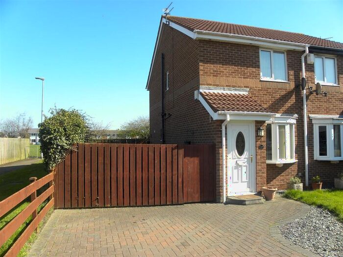 2 Bedroom Semi-Detached House To Rent In Linden Road, Seaton Delaval, Whitley Bay, NE25