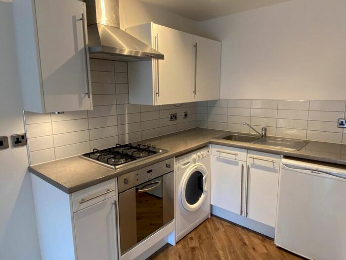 1 Bedroom Flat To Rent In Mount Pleasant Road, Exeter, EX4