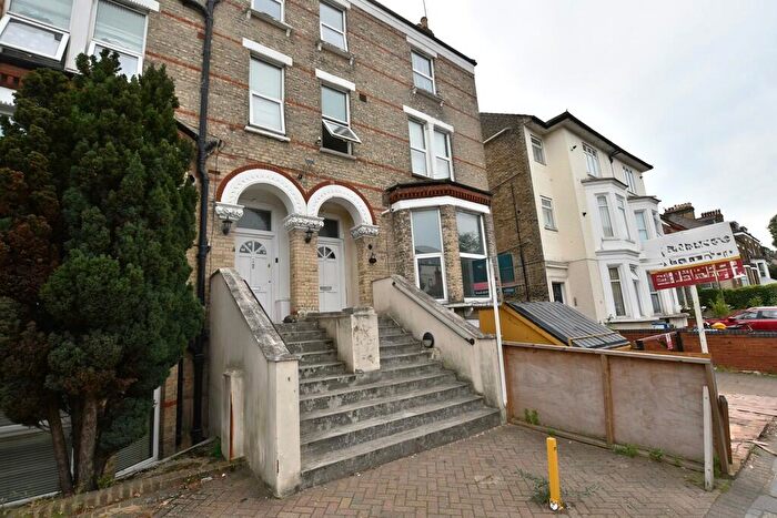 2 Bedroom Flat For Sale In St Peters Road, Croydon, CR0