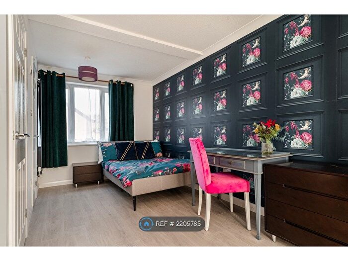 Studio To Rent In Cambridge Road, Impington, Cambridge, CB24