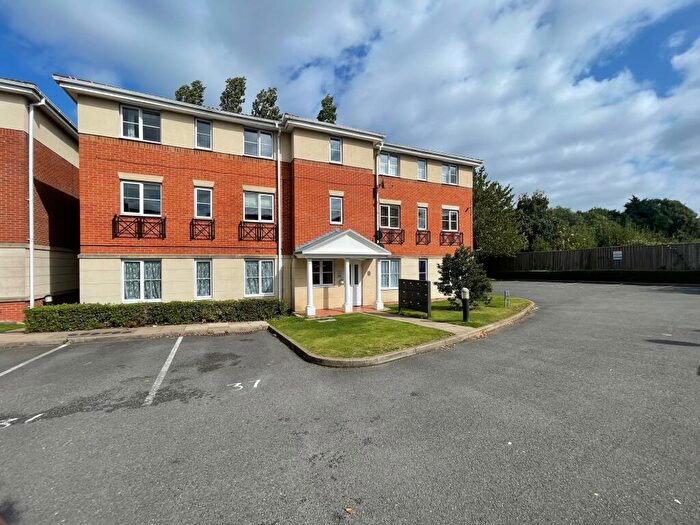 2 Bedroom Apartment To Rent In Princes Gate, West Bromwich, B70