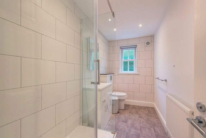 1 Bedroom Flat To Rent In Grosvenor Road, St. Albans, Hertfordshire, AL1