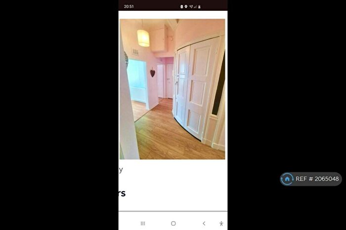 2 Bedroom Flat To Rent In King Street, Aberdeen, AB24