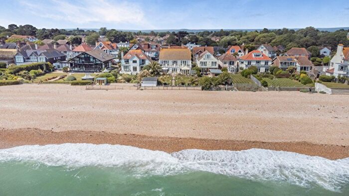 5 Bedroom Detached House For Sale In Aldwick Avenue, Aldwick, West Sussex, PO21