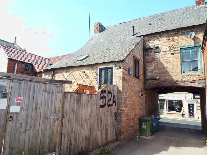 2 Bedroom Flat To Rent In High Street, Mansfield Woodhouse, NG19