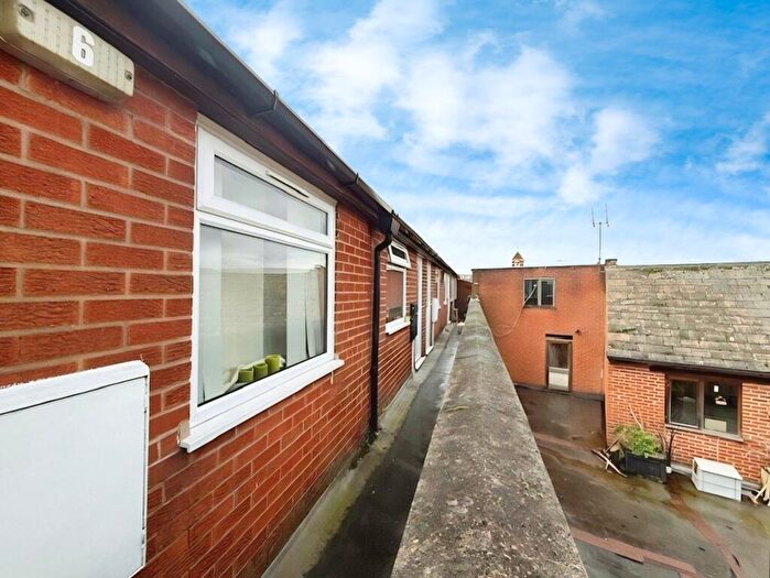 1 Bedroom Flat To Rent In Victoria Road, Netherfield, Nottingham, NG4