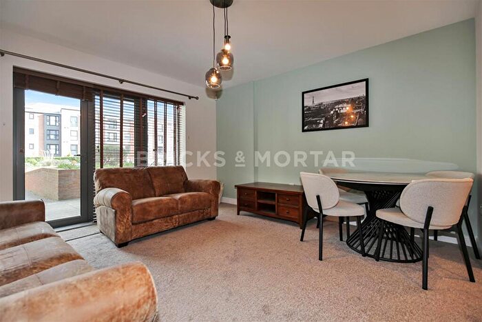 1 Bedroom Property To Rent In Fletcher Road, Gateshead, NE8