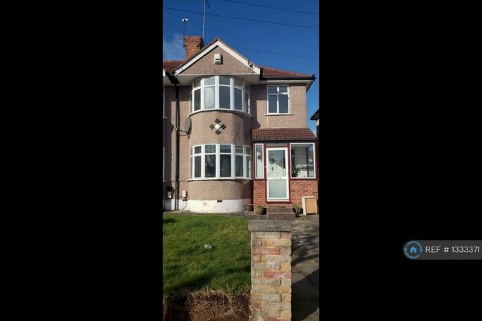 3 Bedroom Semi-Detached House To Rent In Kelsey Road, Orpington, BR5