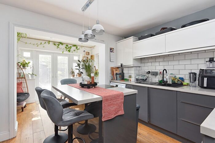 2 Bedroom End Of Terrace House For Sale In Falcon Way, Ashford, TN23